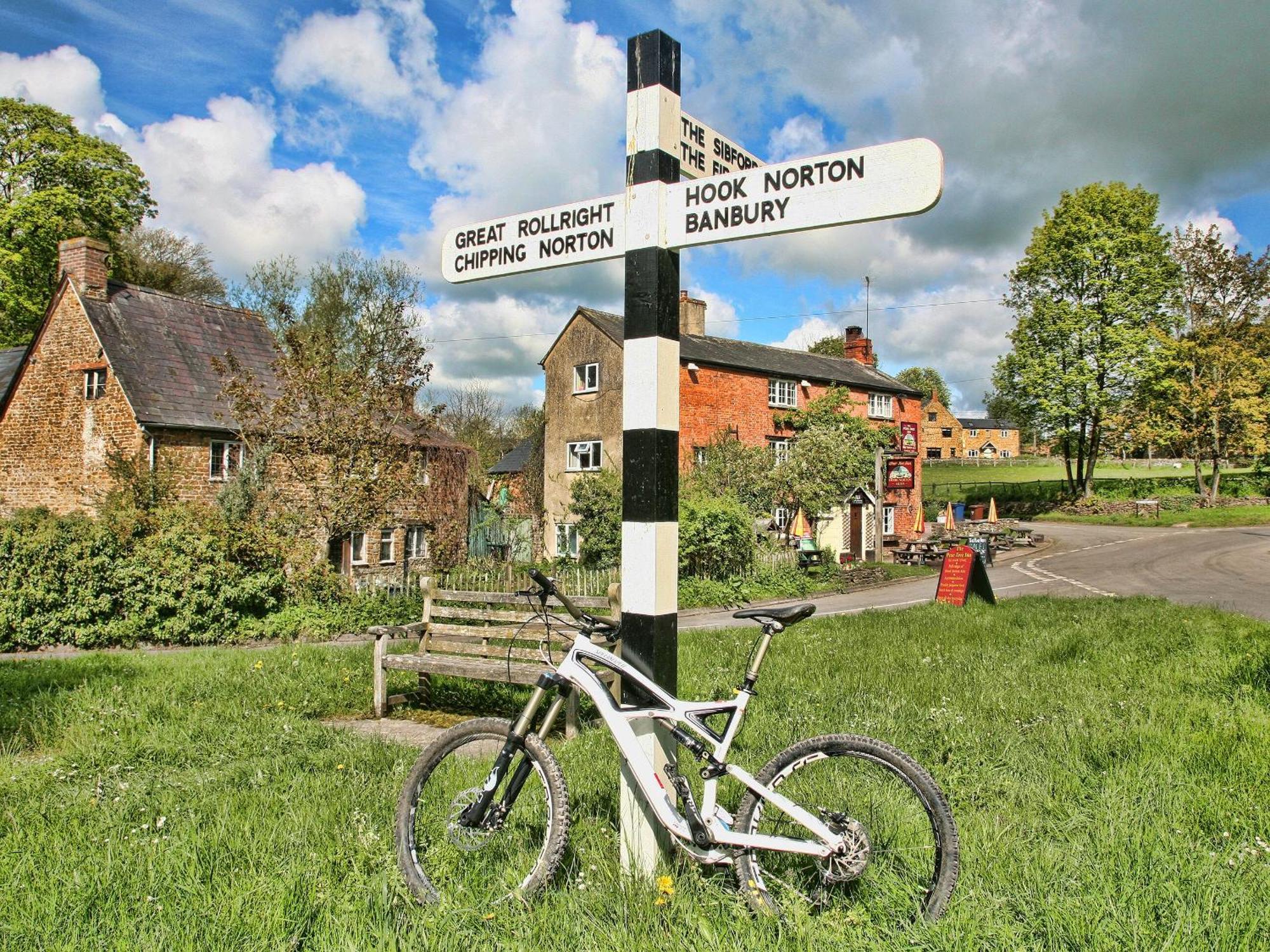 Squirrel Cottage Hook Norton Eksteriør billede